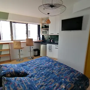 Vannes: Sur Le Port Appartement